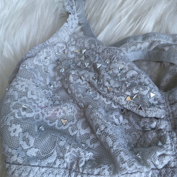 Grey Bralette - Picture 2 of 6